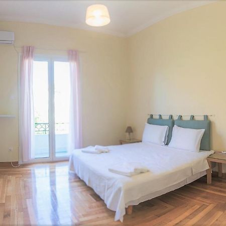 Апартаменты The Athenian House -Duxiana Bed Экстерьер фото